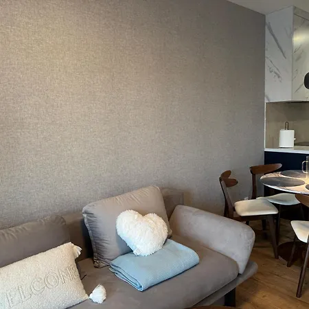 4summer Salt Parking W Cenie, Stylowe Elegnackie Mieszkanie